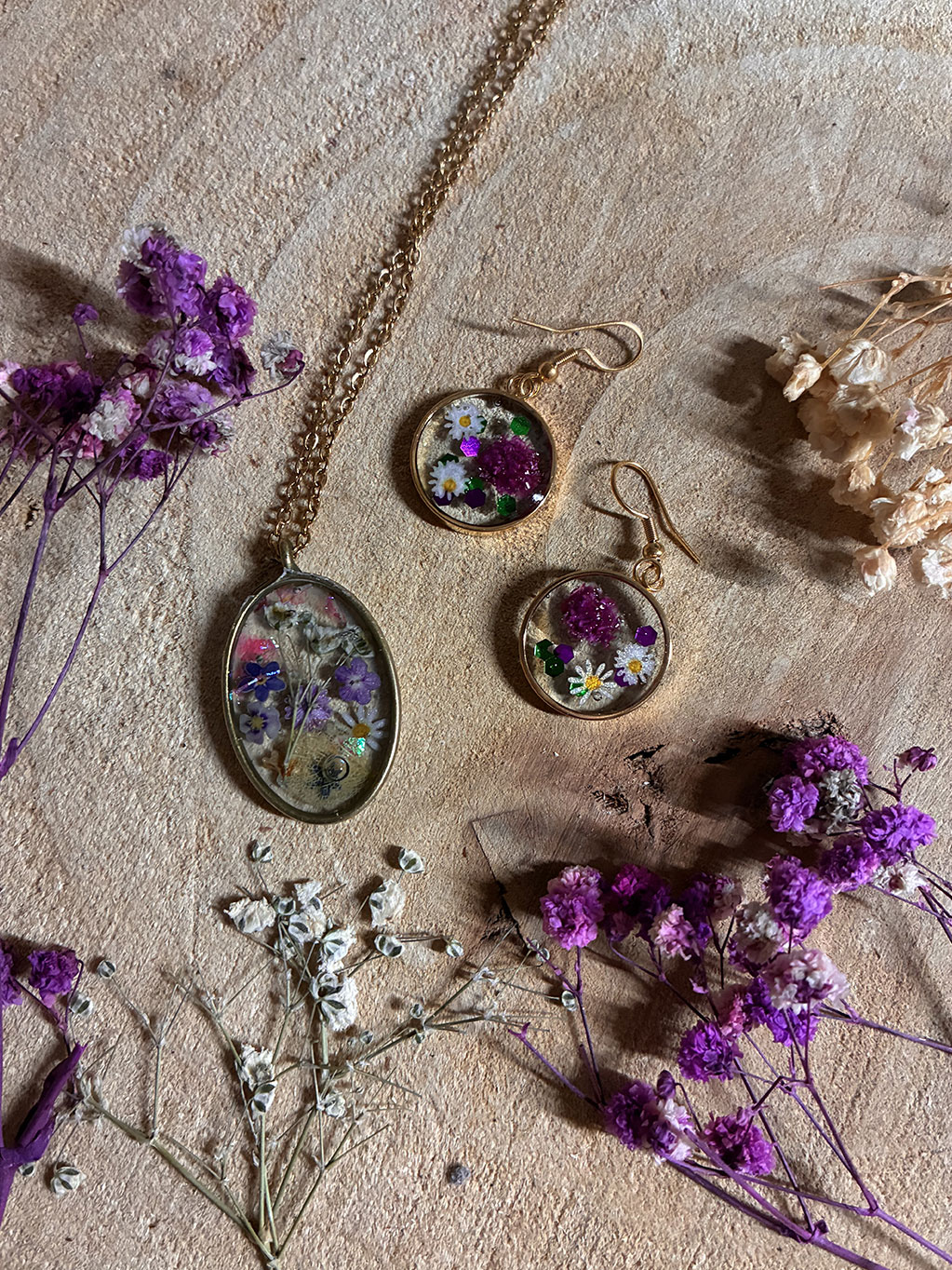 taller CupCanvas joyas artesanales pendientes y colgante redondos