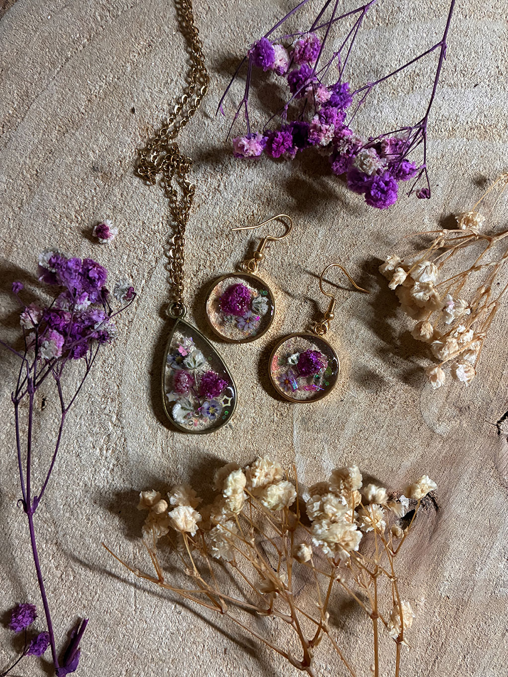 taller CupCanvas joyas artesanales pendientes redondos y colgante gota