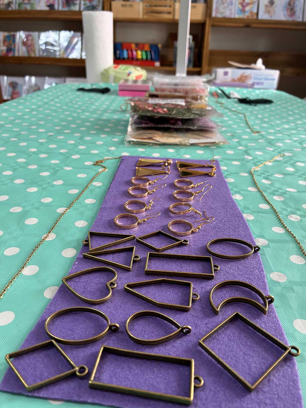 taller CupCanvas joyas artesanales diferentes formas